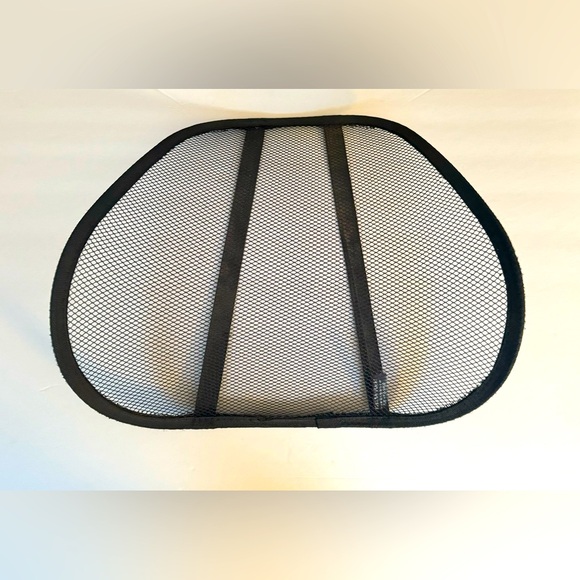😎 Breathable Mesh Lumbar Support Back Cushion for the car or home - Picture 2 of 2